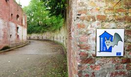 Droge gracht rond het reduit van fort 5 (copyright: provincie Antwerpen - Vilda, Yves Adams)